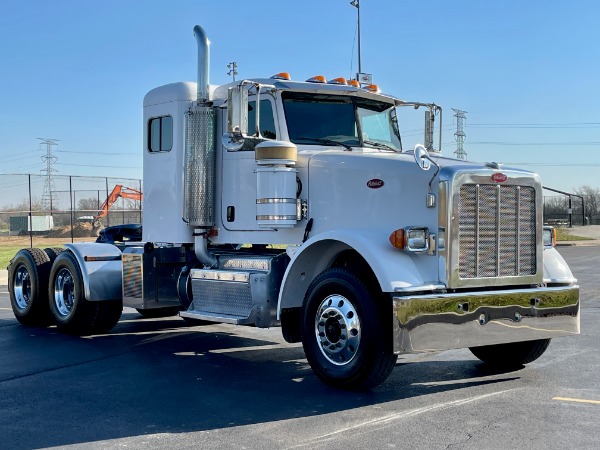 Used 2012 Peterbilt 367 Sleeper - Cummins ISX15 - 485 HP - 15 Speed Manual for sale Sold at Chicago Motor Cars in West Chicago IL 60185 3