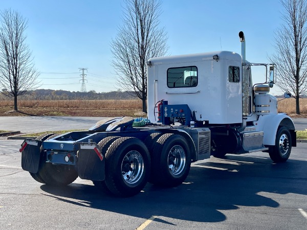 Used-2012-Peterbilt-367-Sleeper---Cummins-ISX15---485-HP---15-Speed-Manual