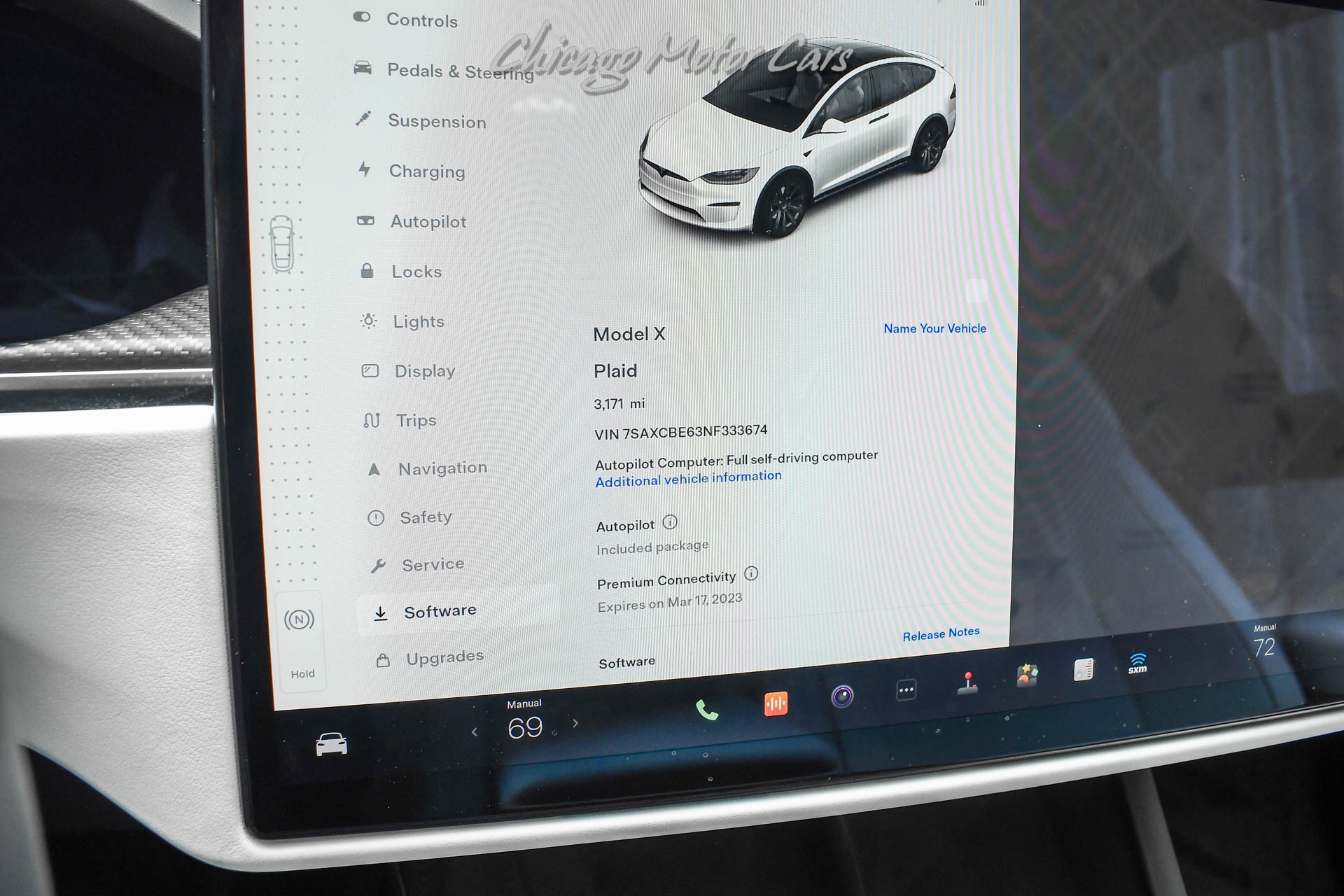 Used-2022-Tesla-Model-X-Plaid-SUV-Autopilot-ONLY-4K-Miles-22-Inch-Wheels-LOADED
