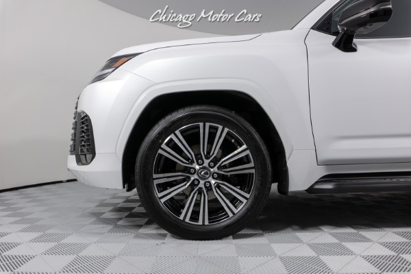 Used-2022-Lexus-LX600-Luxury-3rd-Row-SUV-power-moonroof-active-height-control-Only-13-Miles