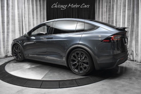 Used 2022 Tesla Model X Plaid SUV Autopilot! ONLY 3,100 Miles! 22 Inch Turbine Wheels! Carbon Trim! for sale Sold at Chicago Motor Cars in West Chicago IL 60185 3