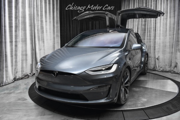 Used-2022-Tesla-Model-X-Plaid-SUV-Autopilot-ONLY-3100-Miles-22-Inch-Turbine-Wheels-Carbon-Trim