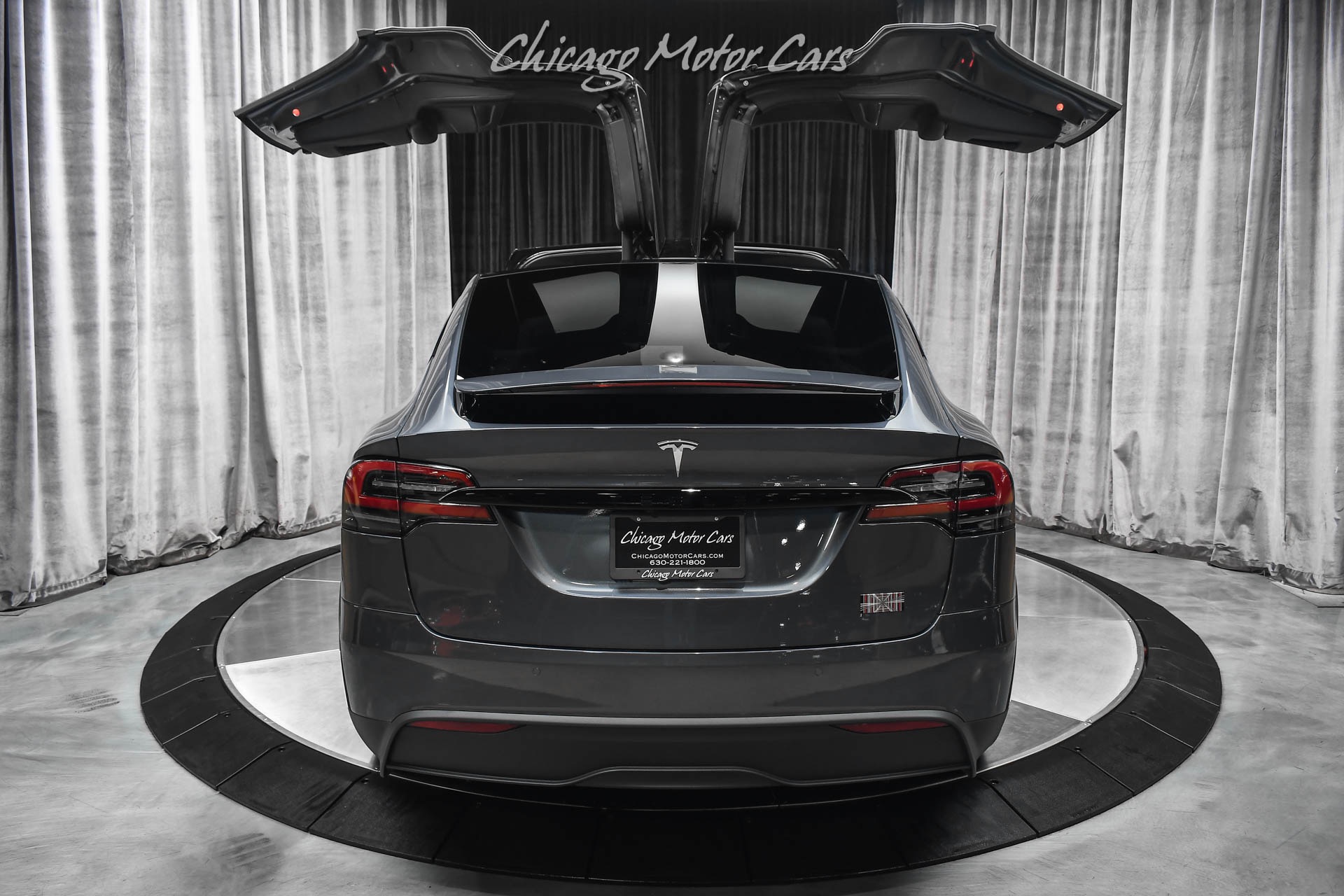 Used-2022-Tesla-Model-X-Plaid-SUV-Autopilot-ONLY-3100-Miles-22-Inch-Turbine-Wheels-Carbon-Trim