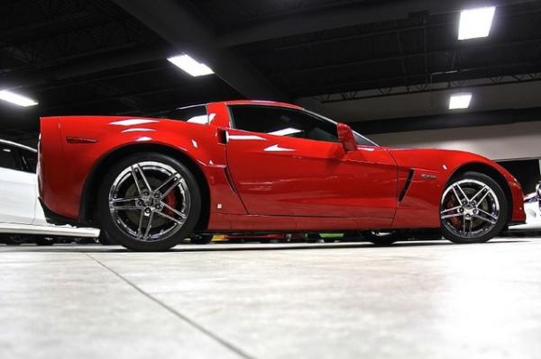 New-2008-Chevrolet-Corvette-Z06-w2LZ