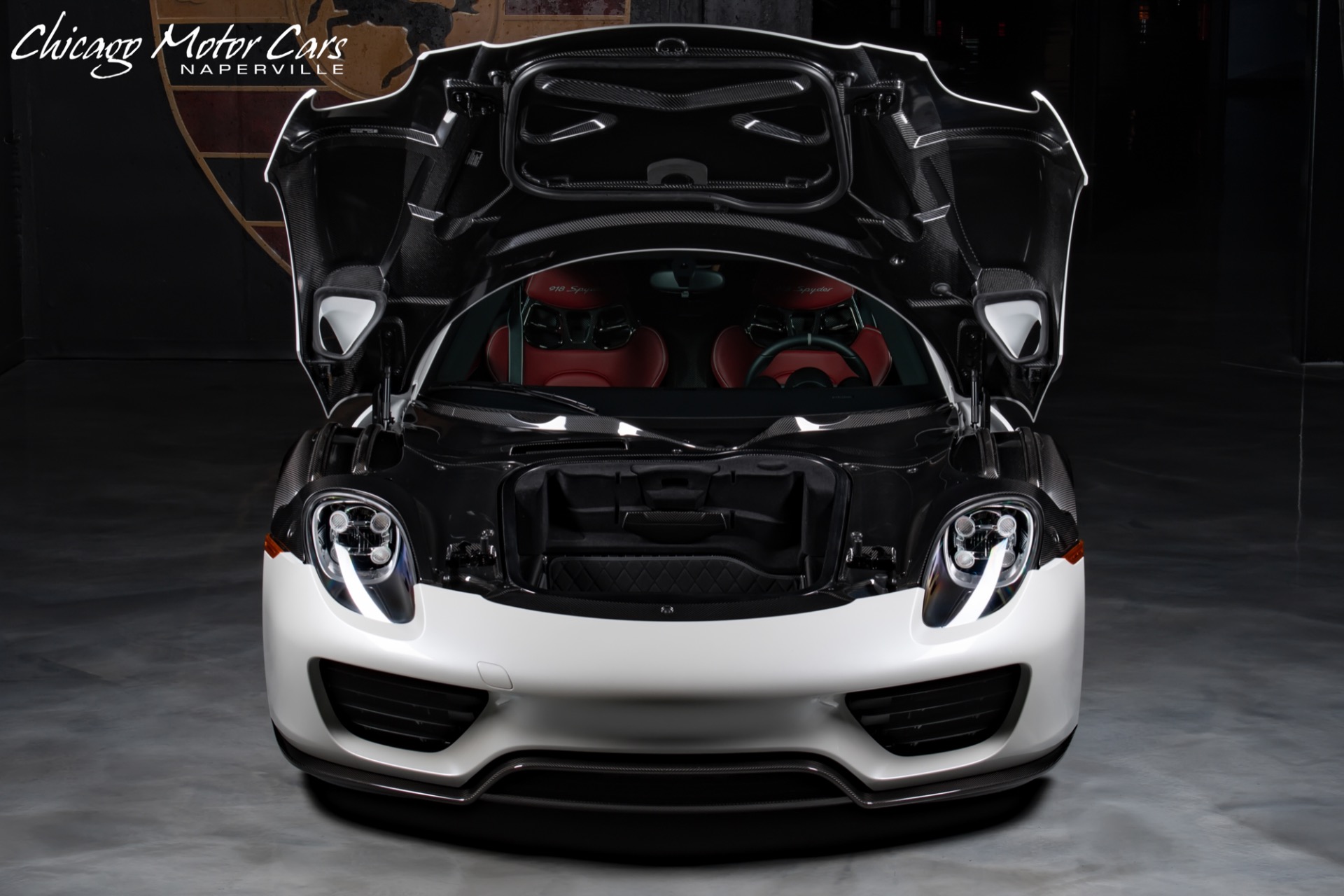 Used-2015-Porsche-918-Spyder-Only-1800-Miles-RARE-PTS-Pearl-White-Carbon-Fiber-Options-LOADED