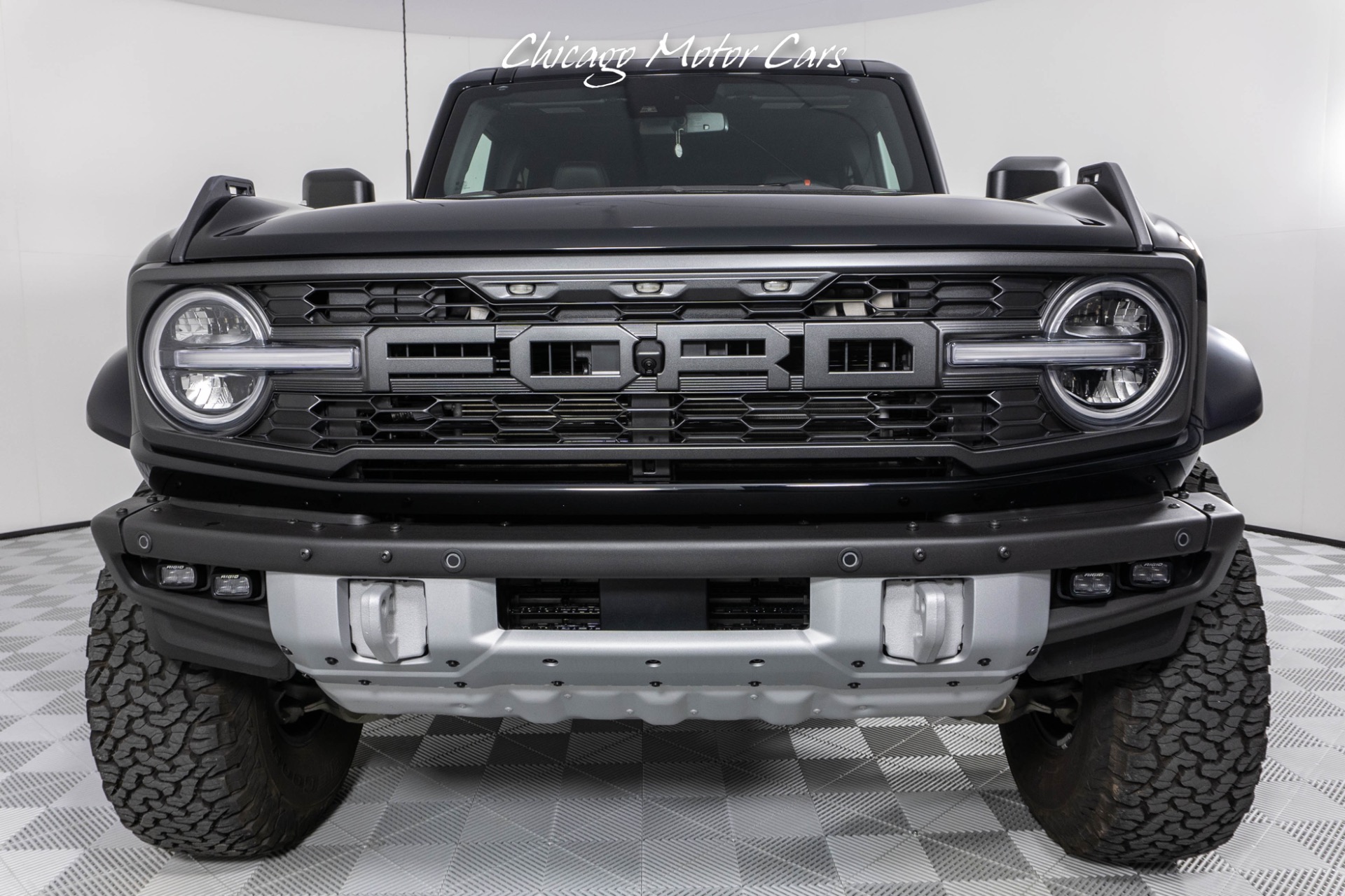 Used-2022-Ford-Bronco-Raptor-ONLY-17-MILES-RARE-37-INCH-BEADLOCK-WHEELS-CARBON-FIBER-PACK-LOADED