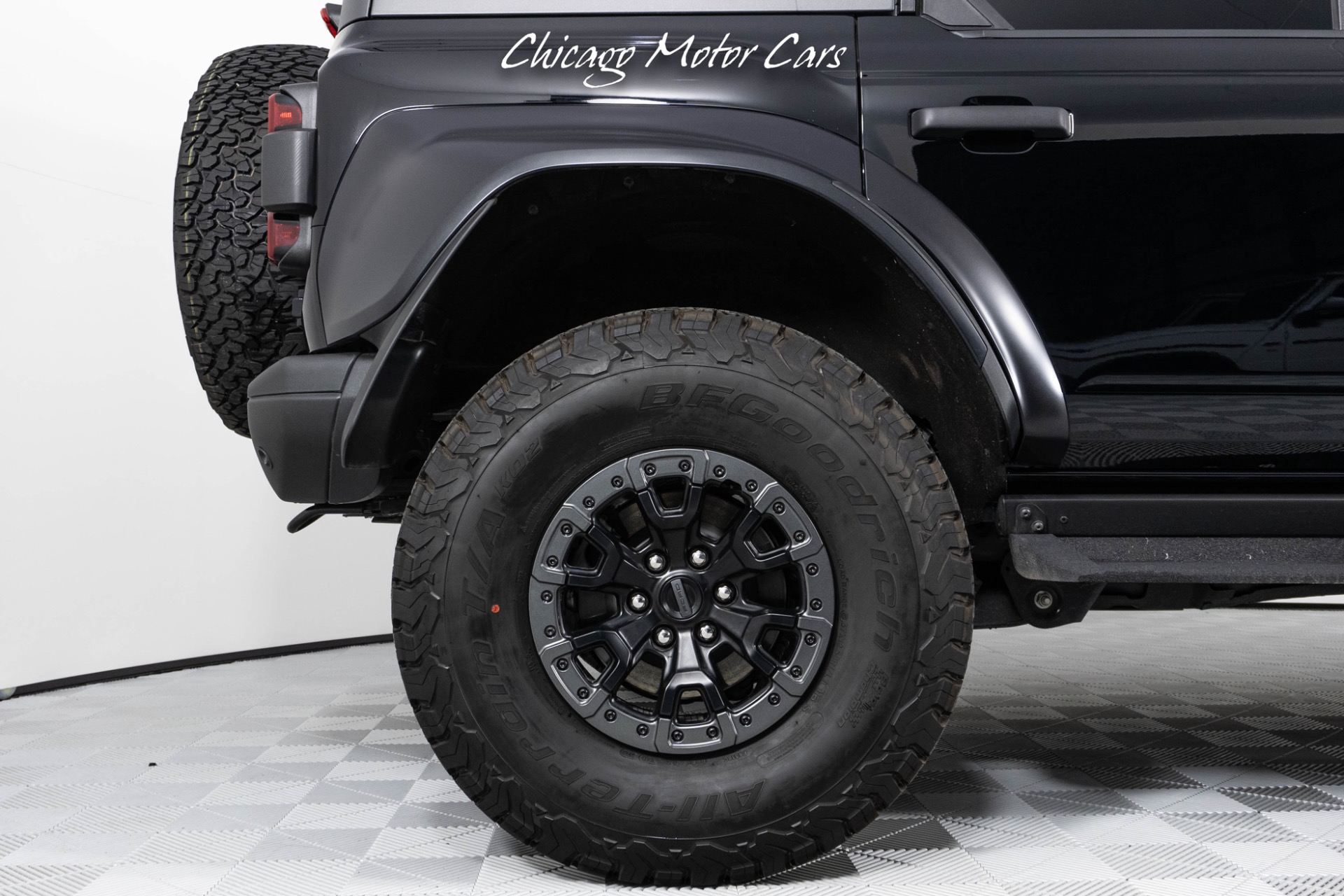 Used-2022-Ford-Bronco-Raptor-RARE-37-INCH-BEADLOCK-WHEELS-CARBON-FIBER-PACK-LOADED