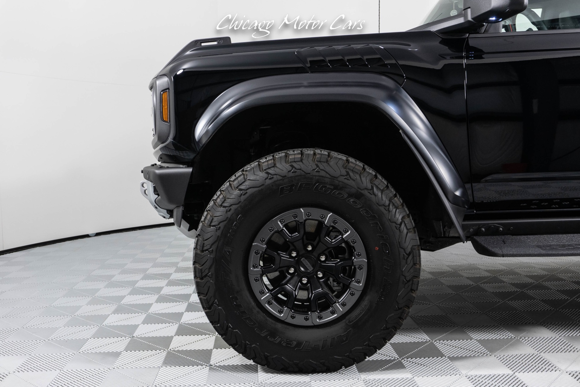 Used-2022-Ford-Bronco-Raptor-RARE-37-INCH-BEADLOCK-WHEELS-CARBON-FIBER-PACK-LOADED