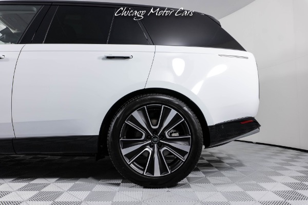 Used 2023 Land Rover Range Rover P400 SE ALL WHEEL STEERING! Technology Pack SOFT CLOSE DOORS ONLY 47 MILES! for sale Sold at Chicago Motor Cars in West Chicago IL 60185 5