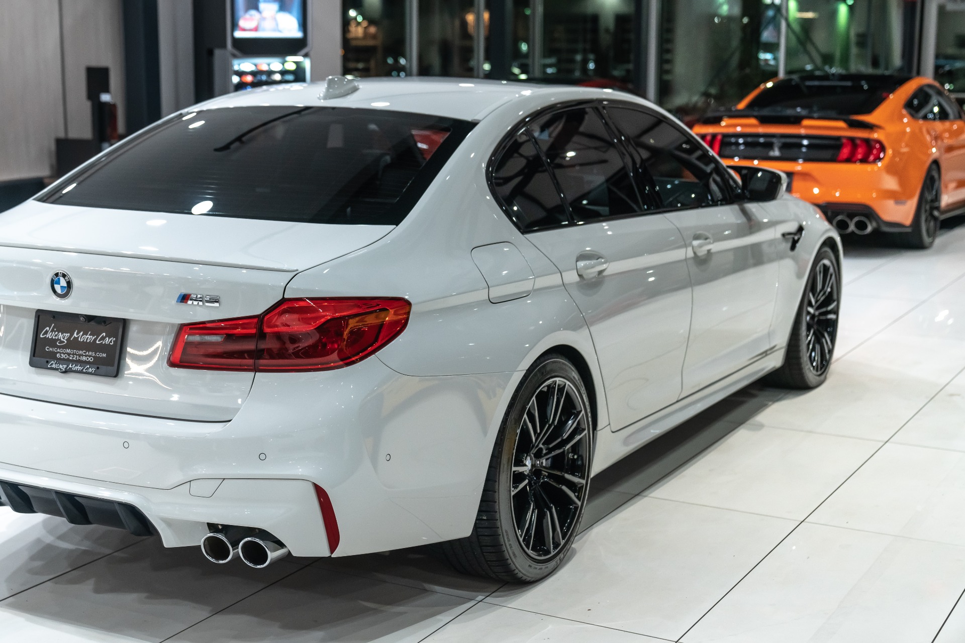 Used-2019-BMW-M5-AWD-Sedan-Alpine-White-Executive-Pkg-Massage-Seats-Driving-Assist-Plus