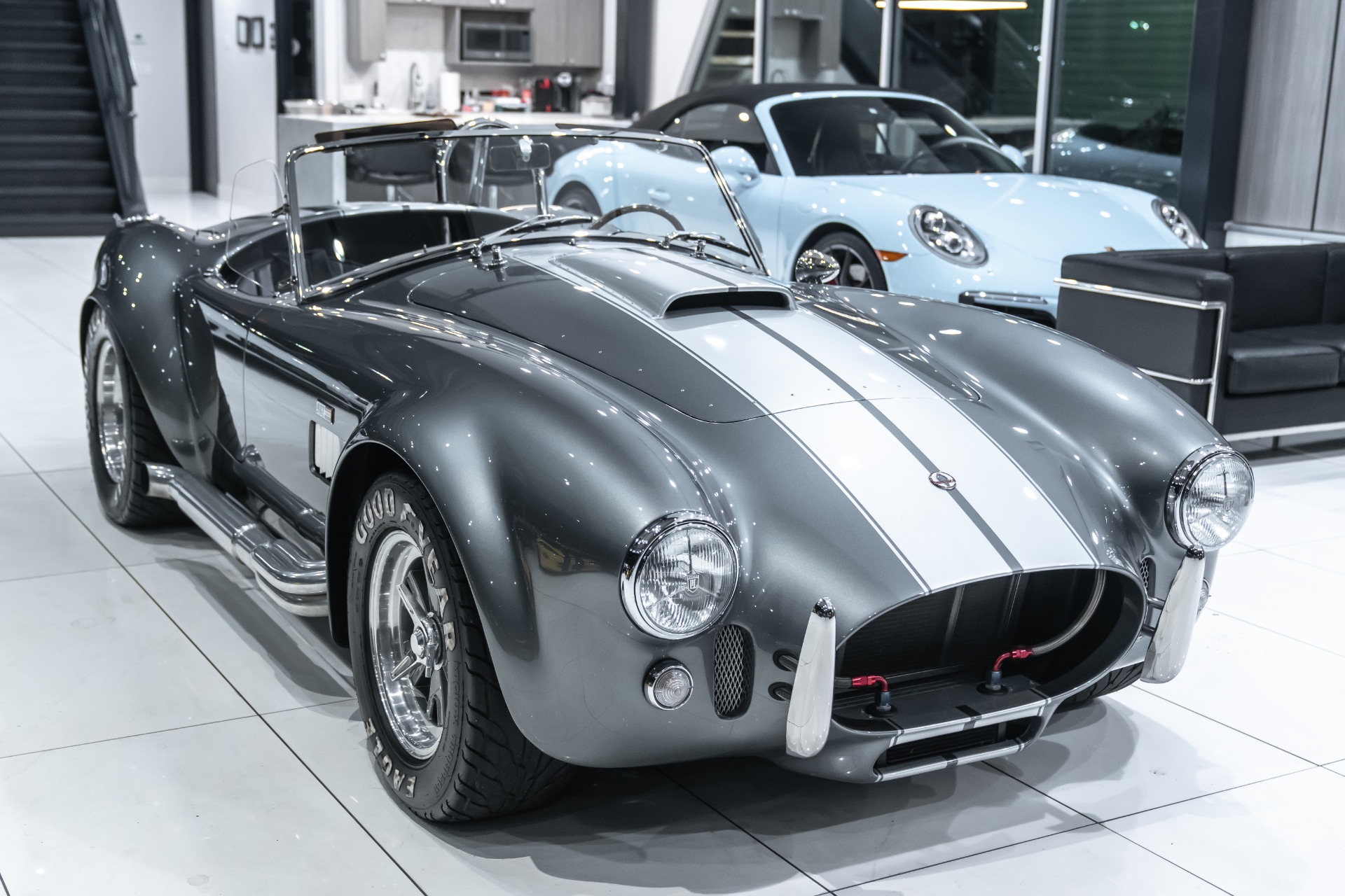 Used-1965-Shelby-Cobra-427-Superformance-MKIII-408ci-Tremec-TKO600-5-Speed-Wilwood-Brakes