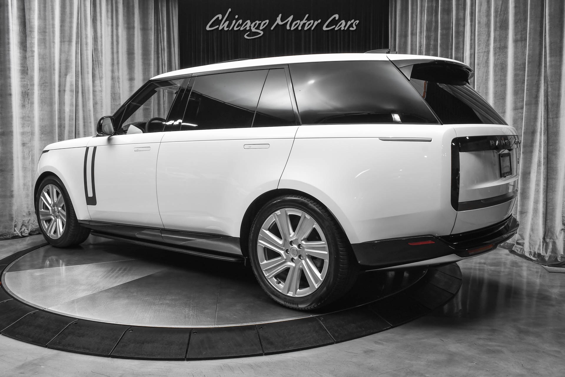 Used-2022-Land-Rover-Range-Rover-SE-LWB-7-SEAT-PEARL-WHITE-MERIDIAN-3D-POWER-RUNNING-BOARDS