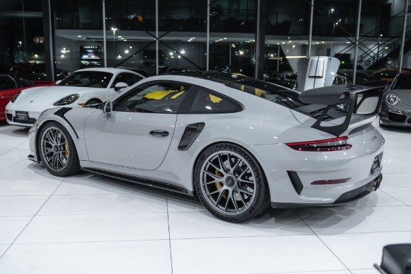 Used 2019 Porsche 911 GT3RS Weissach Package Magnesium Wheels Carbon Fiber Front Lift Huge Msrp! for sale Sold at Chicago Motor Cars in West Chicago IL 60185 3
