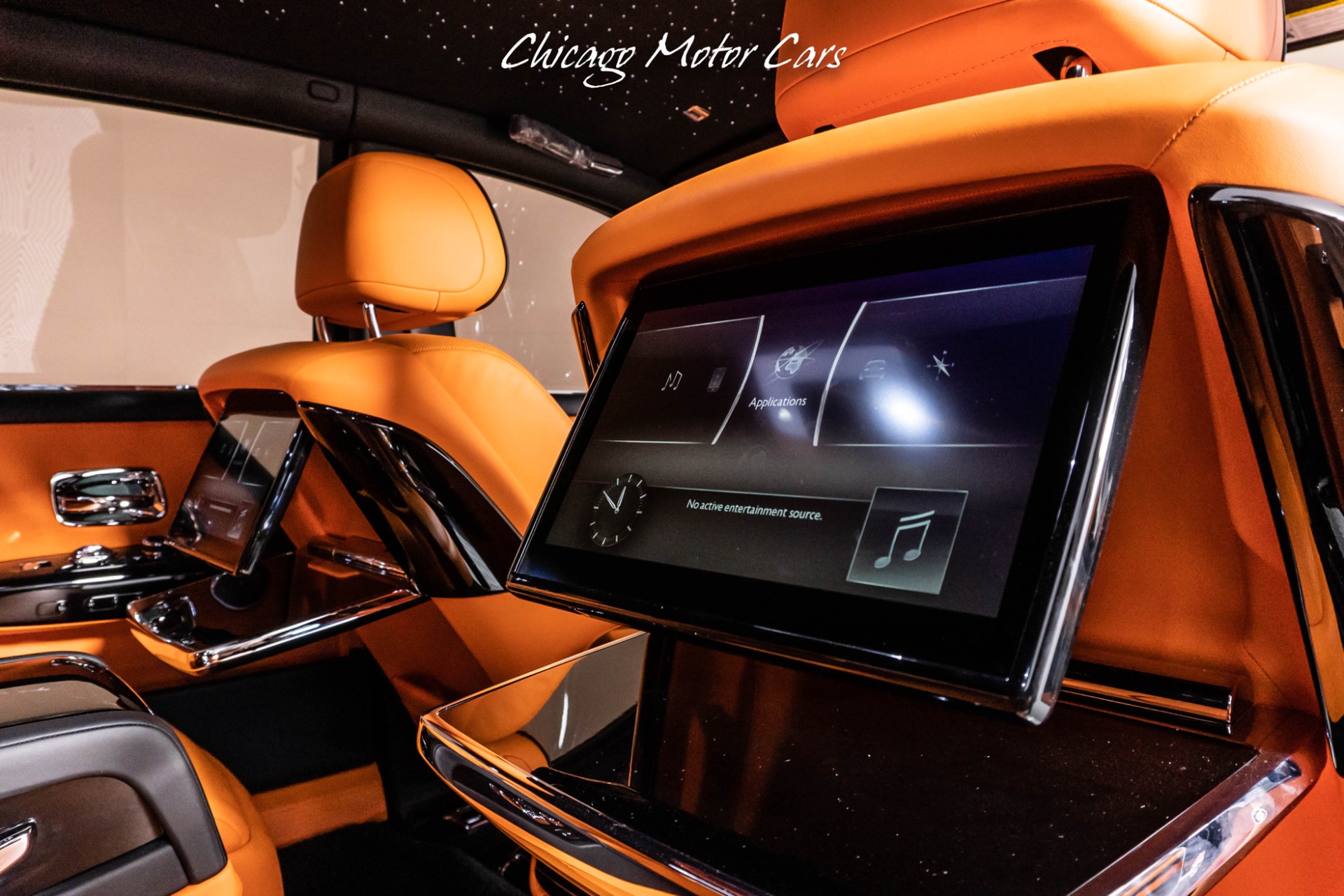 Used-2021-Rolls-Royce-Phantom-Mandarine-Interior-Forgiato-Wheels-Starlight-Headliner-Phantom-Package