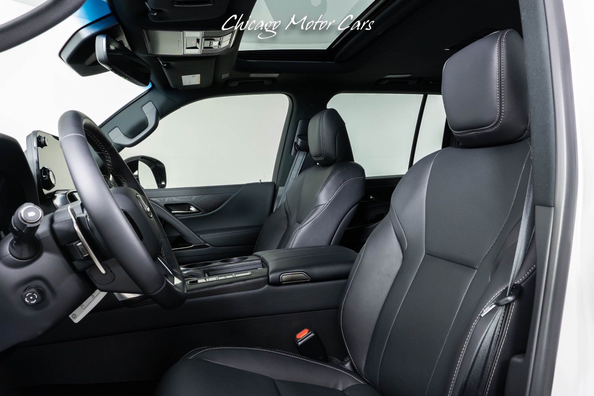 Used-2022-Lexus-LX600-Premium-Power-Moonroof-Premium-Package-Only-240-Miles-Loaded