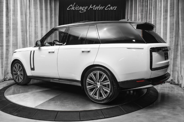 Used 2023 Land Rover Range Rover P400 SE SUV Delivery Miles! Technology Pkg! Premium Interior Pkg! for sale Sold at Chicago Motor Cars in West Chicago IL 60185 3