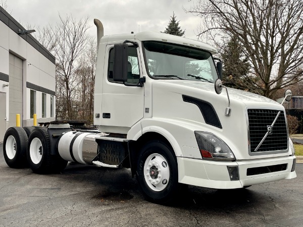 Used 2012 Volvo VNL Day Cab - Volvo D13 Turbo-Diesel - 10 Speed Manual - Low Miles for sale Sold at Chicago Motor Cars in West Chicago IL 60185 3