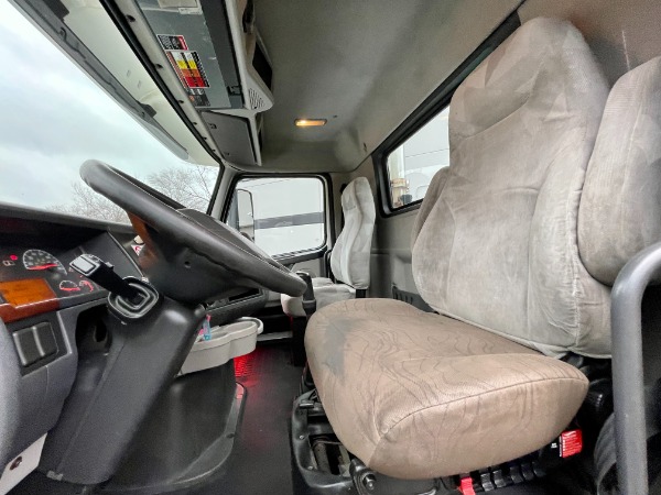 Used-2012-Volvo-VNL-Day-Cab---Volvo-D13-Turbo-Diesel---10-Speed-Manual---Low-Miles