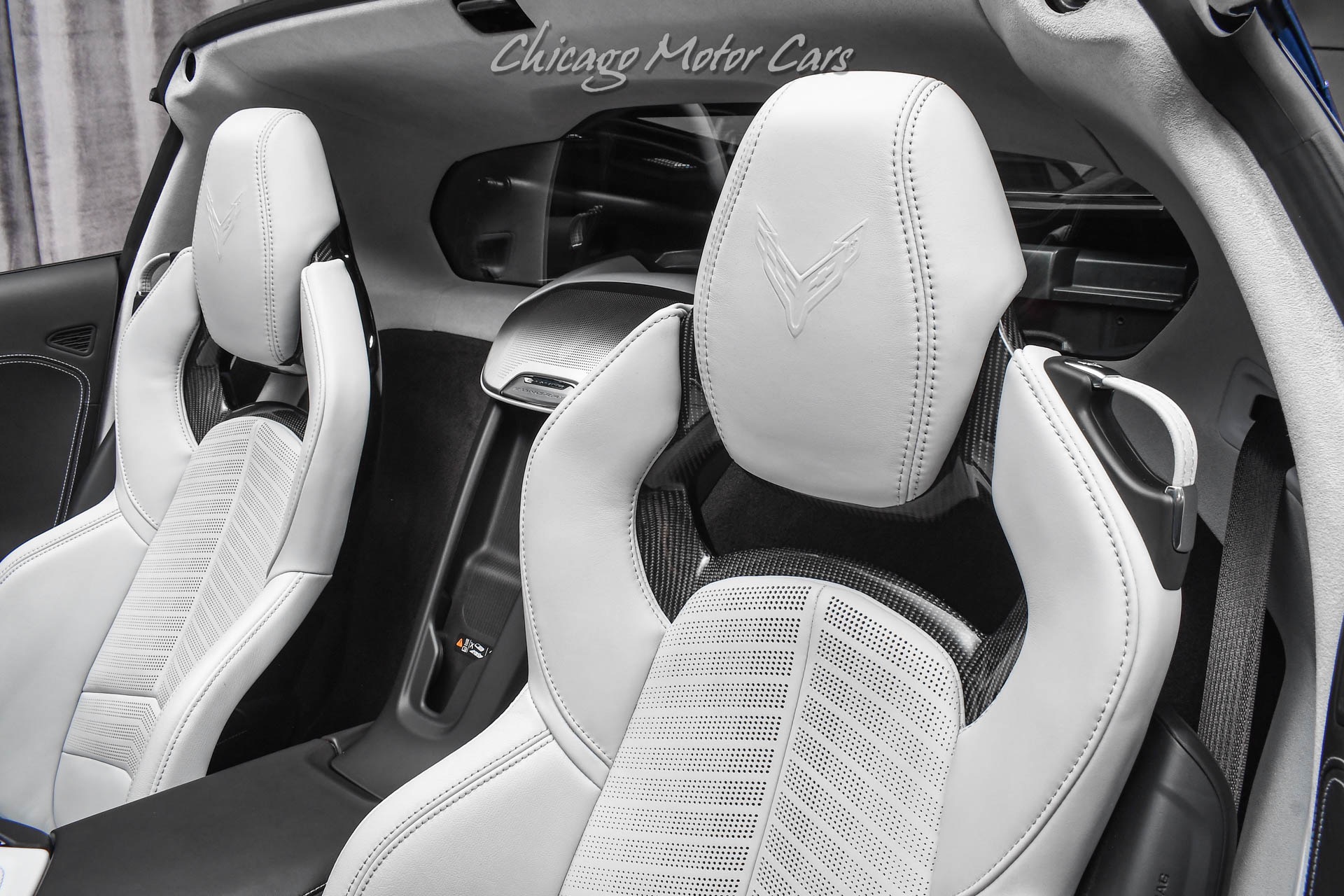 Used-2020-Chevrolet-Corvette-Stingray-3LT-C8-Coupe-with-Z51-Performance-Pkg-Carbon-Roof-Magnetic-Ride