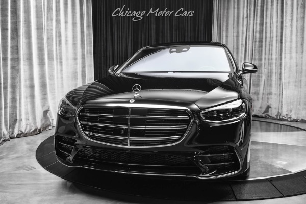 Used 2023 Mercedes-Benz S500 4Matic Sedan AMG Line! Night Pkg! AMG V-Spoke Wheels Only 12 Miles! for sale Sold at Chicago Motor Cars in West Chicago IL 60185 2