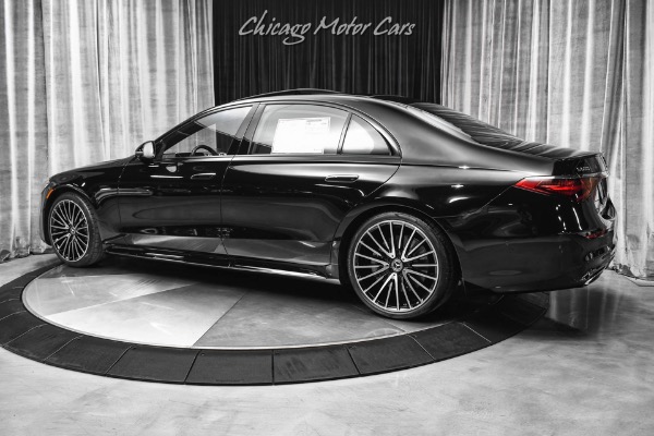 Used 2023 Mercedes-Benz S500 4Matic Sedan AMG Line! Night Pkg! AMG V-Spoke Wheels Only 12 Miles! for sale Sold at Chicago Motor Cars in West Chicago IL 60185 3