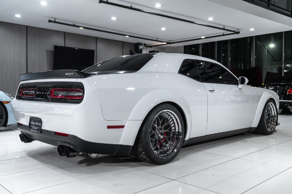 Used-2018-Dodge-Challenger-SRT-Demon-Coupe-ONLY-1K-Miles-Graphics-Pkg-AL13-Wheels-Demon-Crate