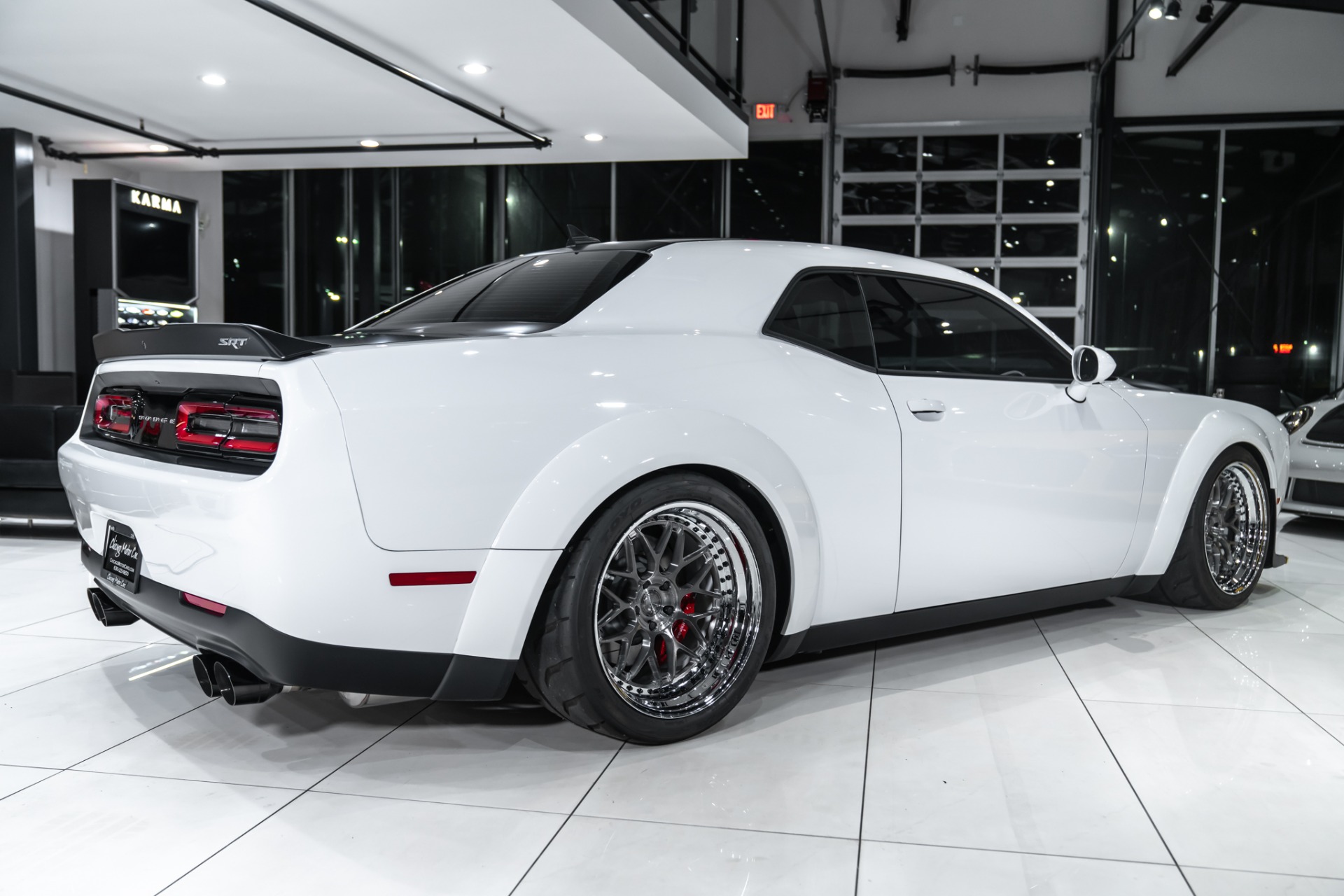 Used-2018-Dodge-Challenger-SRT-Demon-Coupe-ONLY-1K-Miles-Graphics-Pkg-AL13-Wheels-Demon-Crate