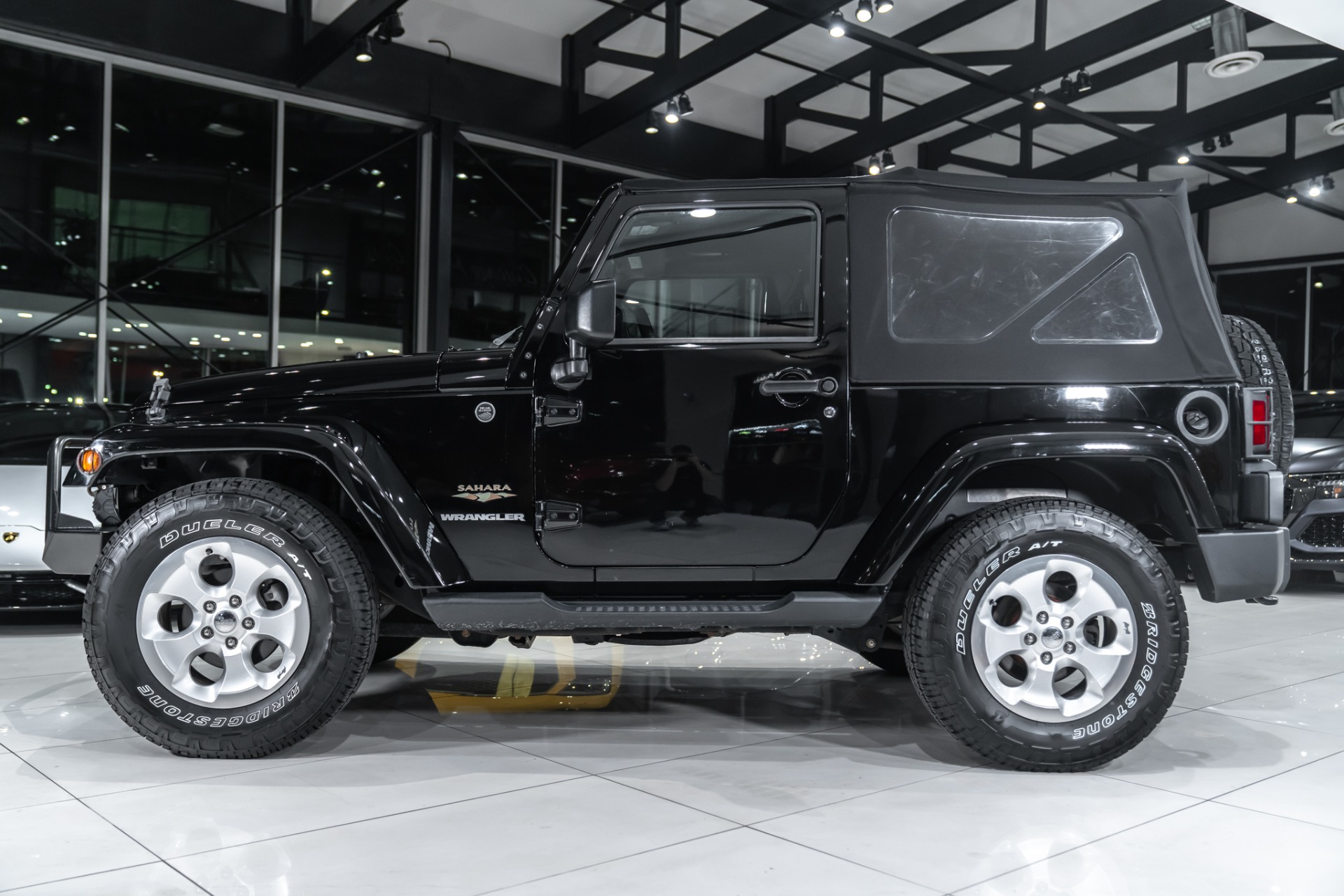 Used-2015-Jeep-Wrangler-Sahara-4x4-SUV-Heated-Front-Seats-Stinger-Head-Unit-Well-Equipped