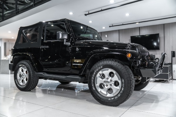 Used 2015 Jeep Wrangler Sahara 4x4 SUV Heated Front Seats! Stinger Head Unit! Well Equipped! for sale Sold at Chicago Motor Cars in West Chicago IL 60185 6