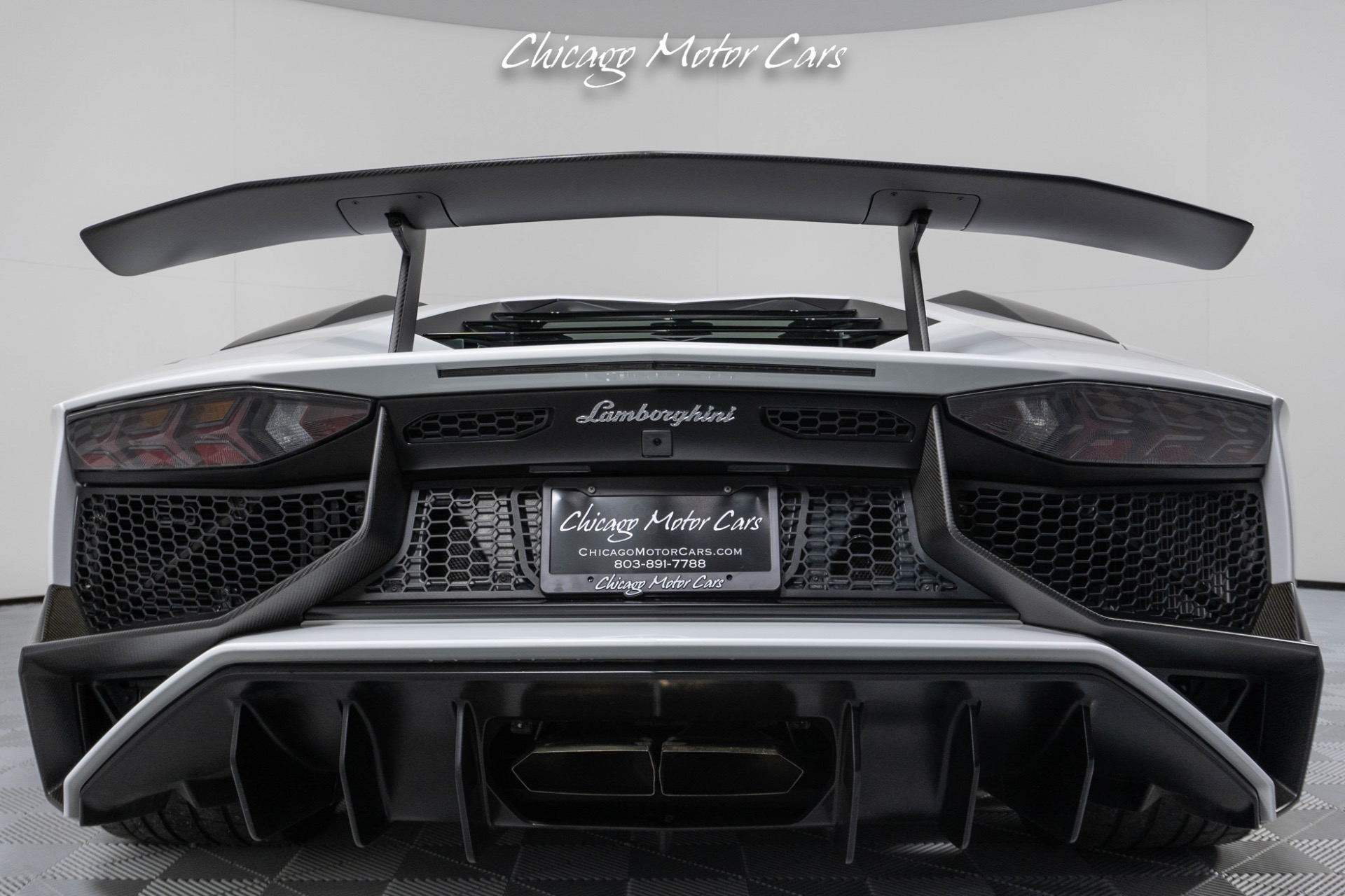 Used-2016-Lamborghini-Aventador-LP-750-4-SV-RACING-EXHAUST-CARBON-FIBER-REAR-SPOILER-DIANTHUS-WHEELS