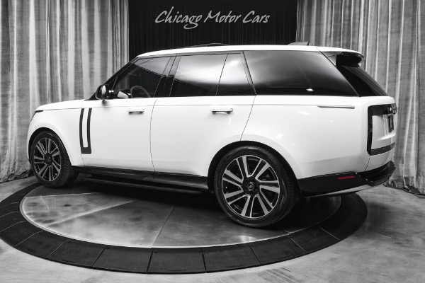 Used 2023 Land Rover Range Rover P530 SE TECHNOLOGY PACKAGE HEATED AND COOL FRONT SEATS RECLINING REAR SEAT for sale Sold at Chicago Motor Cars in West Chicago IL 60185 3