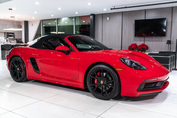 Used 2019 Porsche 718 Boxster GTS Convertible Guards Red! GTS Interior Pkg! Carbon Fiber Trim! PDK! for sale Sold at Chicago Motor Cars in West Chicago IL 60185 6