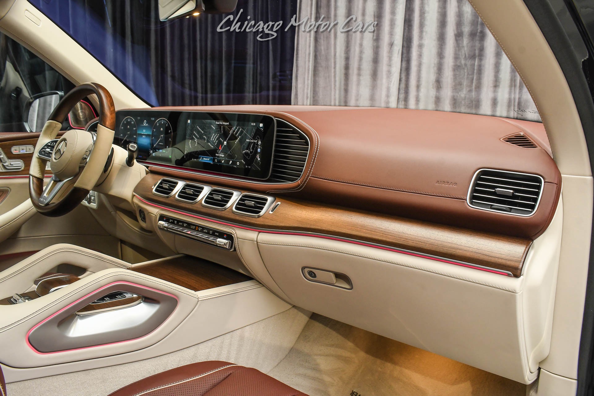 Used-2022-Mercedes-Benz-Maybach-GLS600-4-Matic-LIKE-NEW-REFRIGERATED-COMPARTMENT-REAR-FOLDING-TABLES