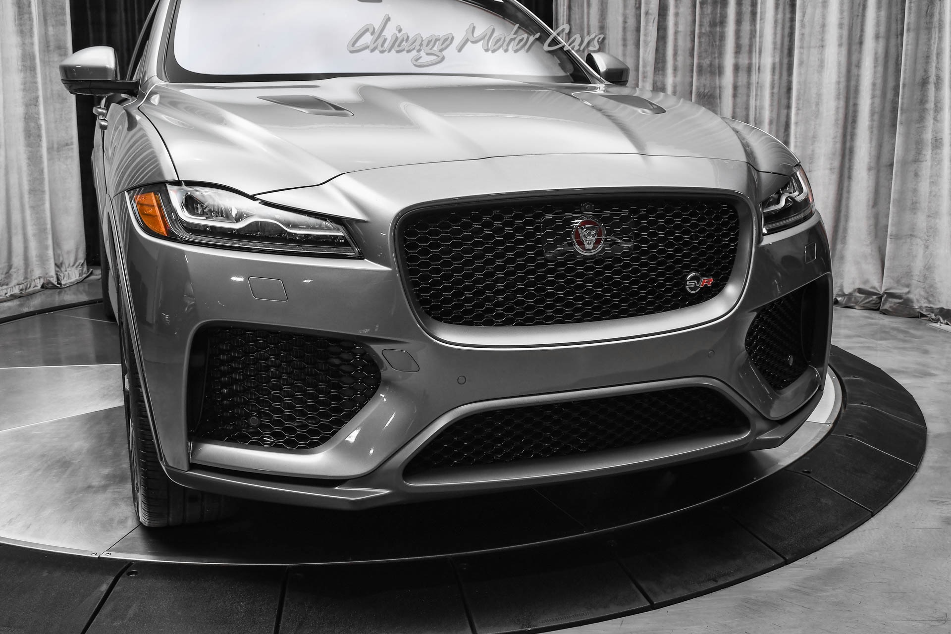 Used-2020-Jaguar-F-PACE-SVR-AWD-SUV-50L-Supercharged-V8-550-HP-Hot-Color-Combo-LOADED