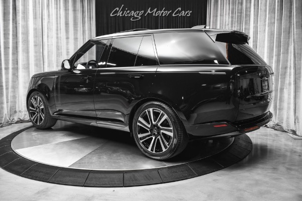 Used 2023 Land Rover Range Rover P530 SE SUV Technology Pack! Premium Interior Pack! Delivery Miles! for sale Sold at Chicago Motor Cars in West Chicago IL 60185 3