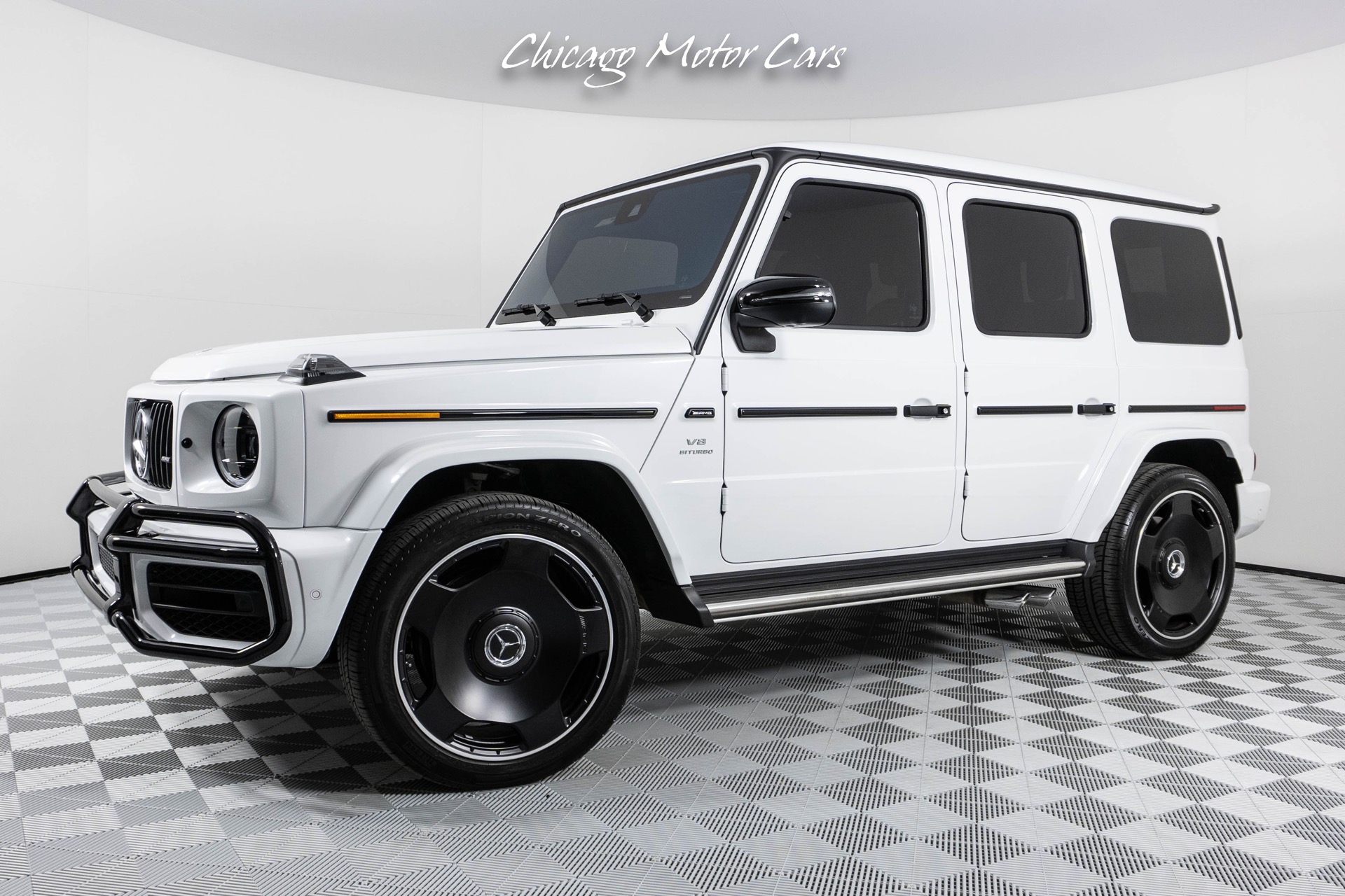 Used-2022-Mercedes-Benz-AMG-G63-INTERIOR-PACKAGE-AMG-NIGHT-PACKAGE-22-inch-FORGED-MONOBLOCK-WHEELS