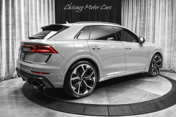 Used 2022 Audi RS Q8 4.0T quattro SUV Nardo Grey! Carbon Optic Pkg! RS Design Pkg! Executive Pkg for sale Sold at Chicago Motor Cars in West Chicago IL 60185 5