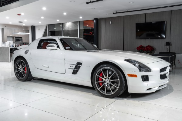 Used 2012 Mercedes-Benz SLS AMG RARE Gullwing Coupe! BEST Color Combo! Carbon Fiber Interior! Collector Car for sale Sold at Chicago Motor Cars in West Chicago IL 60185 5