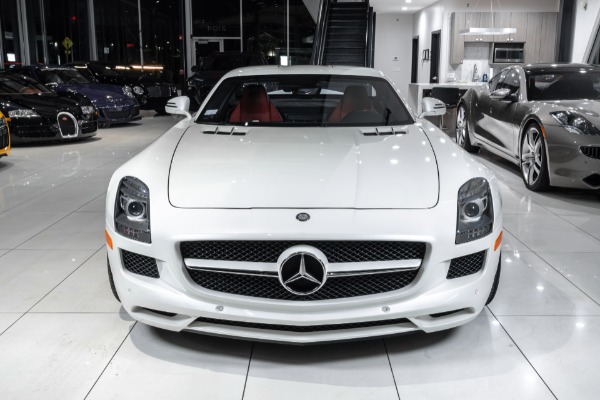 Used 2012 Mercedes-Benz SLS AMG RARE Gullwing Coupe! BEST Color Combo! Carbon Fiber Interior! Collector Car for sale Sold at Chicago Motor Cars in West Chicago IL 60185 6