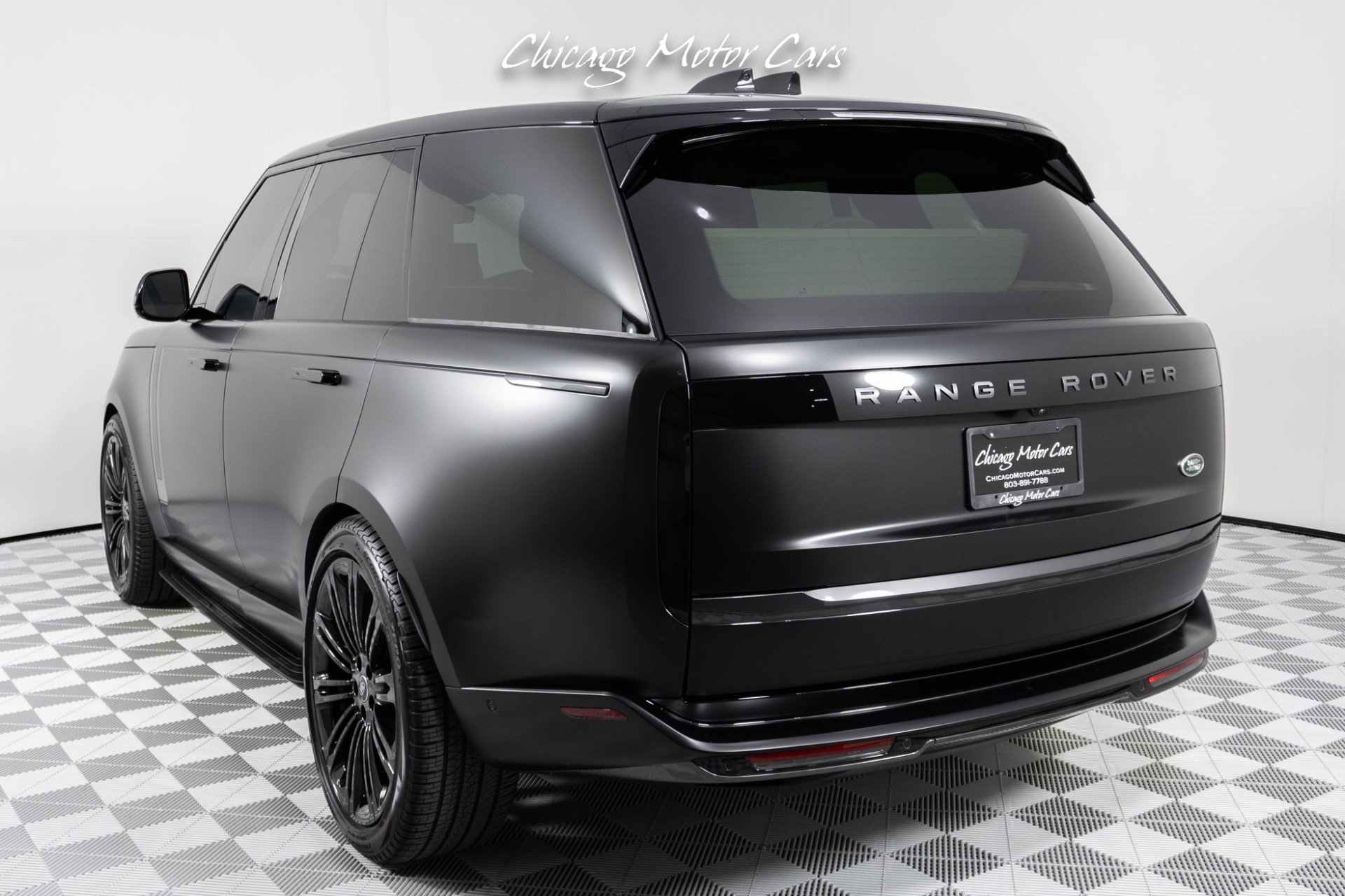 Used-2023-Land-Rover-Range-Rover-P530-First-Edition-SHADOW-EXTERIOR-PACKAGE-ONLY-1K-MILES