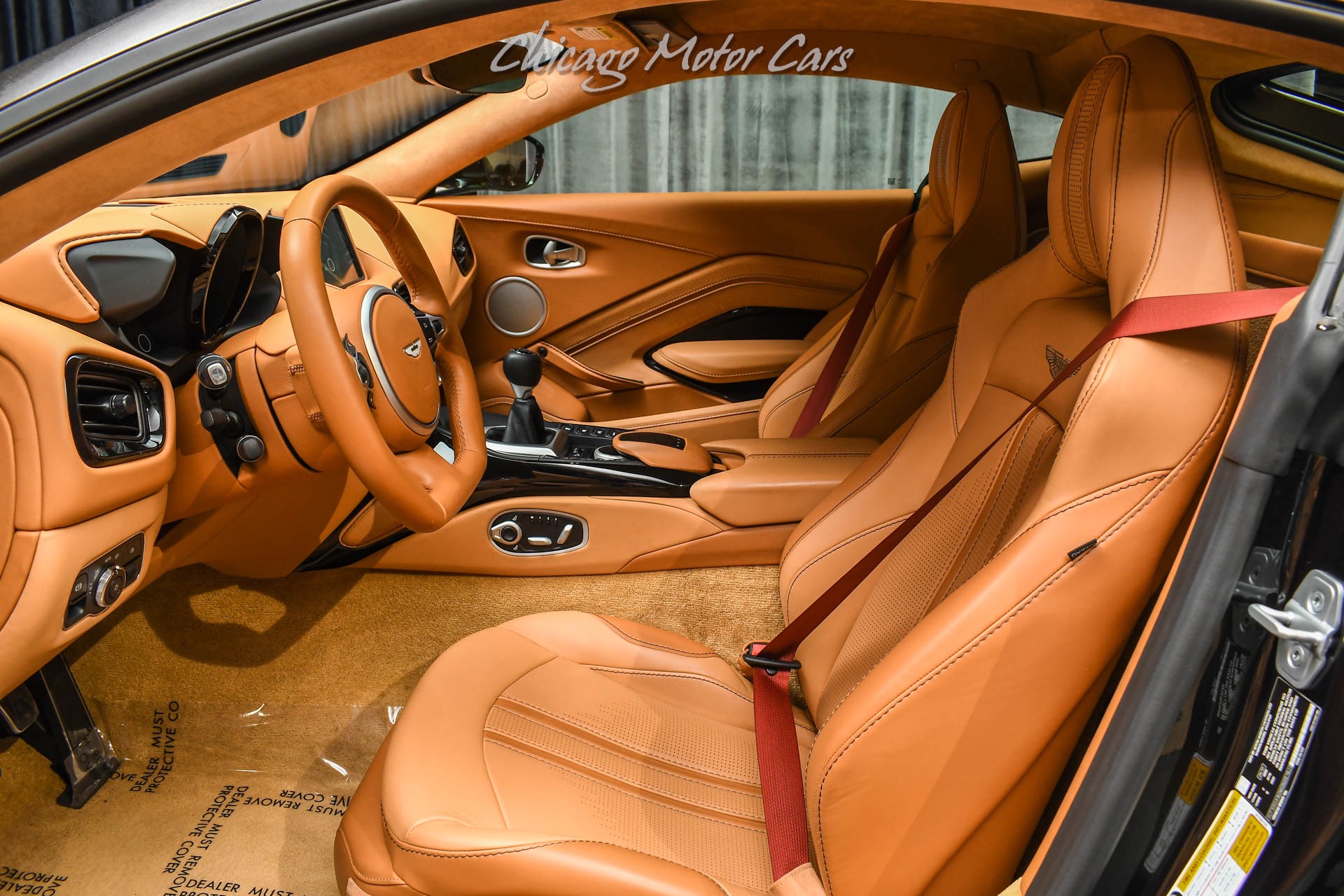 Used-2021-Aston-Martin-Vantage-Coupe-7-Speed-Manual-Carbon-Brakes-Classic-Color-Combo-Only-2k-Miles