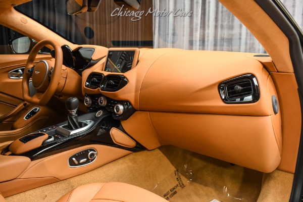 Used-2021-Aston-Martin-Vantage-Coupe-7-Speed-Manual-Carbon-Brakes-Classic-Color-Combo-Only-2k-Miles