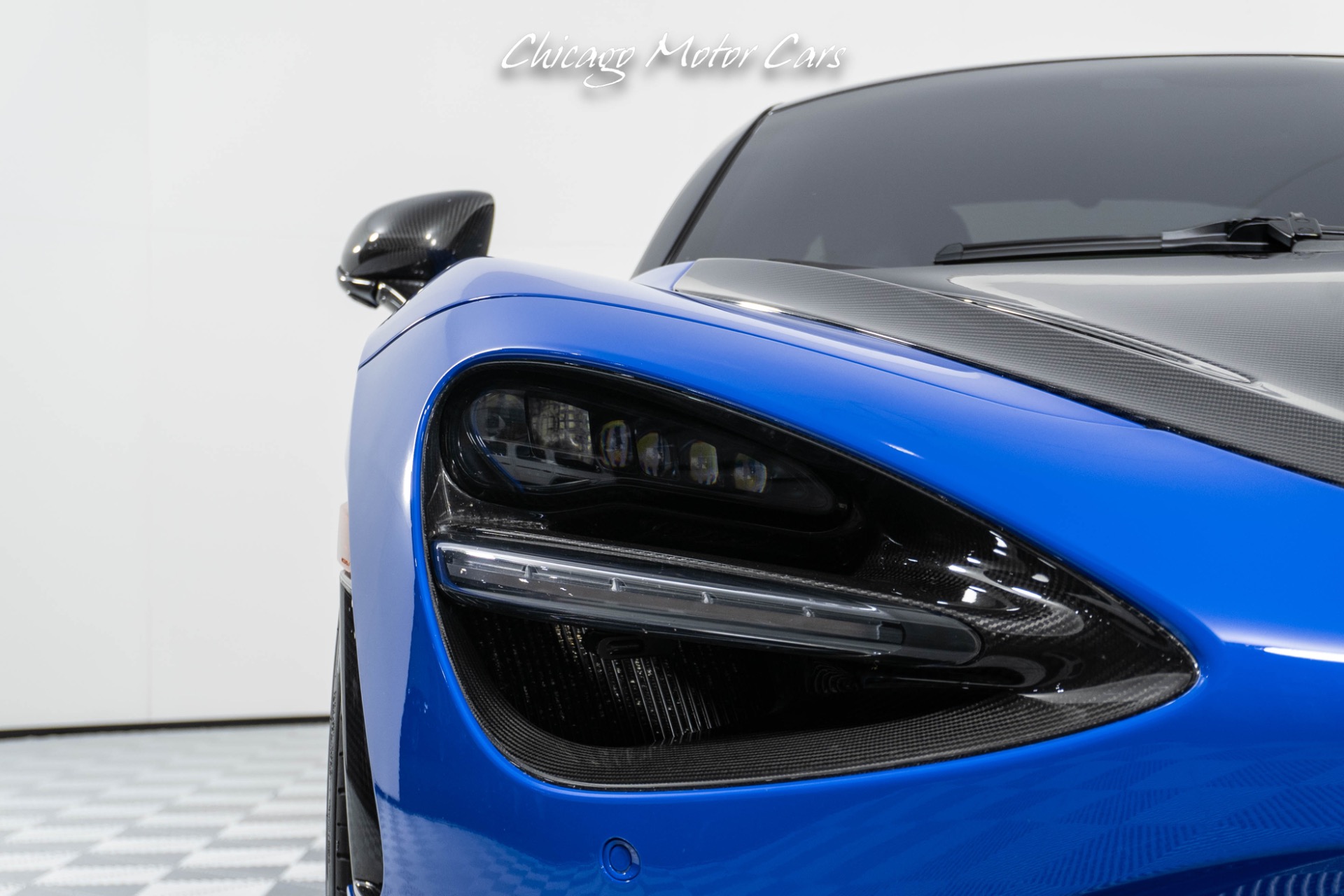 Used-2019-McLaren-720S-PERFORMANCE-COUPE-TONS-OF-FACTORY-CARBON-HUGE-414K-MSRP-Sport-Exhaust-MSO-PARIS-BLUE