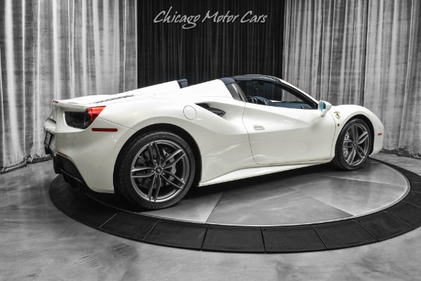 Used-2018-Ferrari-488-Spider-Over-100k-in-Options-Carbon-Fiber-Race-Seats-Pristine-Example