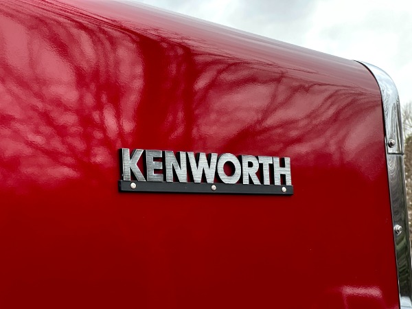 Used-2017-Kenworth-W900-Raised-Sleeper-GLIDER---CAT-3406---550-HP---18-Speed-Manual