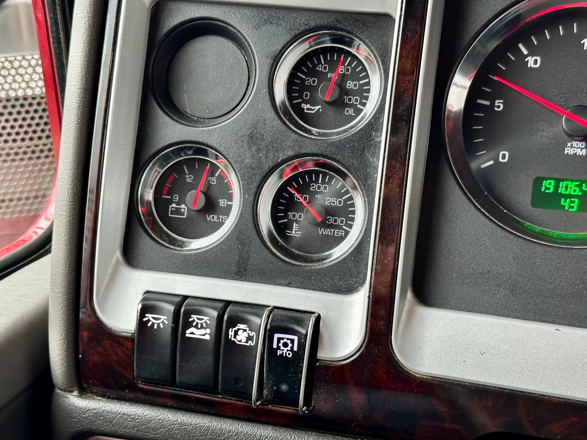 2017 KENWORTH W9 SERIES - Image 58