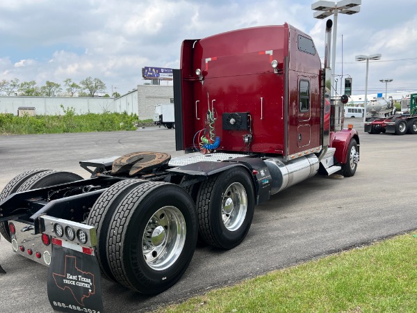 Used 2017 Kenworth W900 Raised Sleeper GLIDER CAT 3406 18 Speed Manual 550 HP for sale Sold at Chicago Motor Cars in West Chicago IL 60185 6