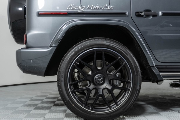 Used-2022-Mercedes-Benz-AMG-G63-Brand-New-AMG-NIGHT-PACKAGE-INTERIOR-PACKAGE-PLUS-22-Forged-AMG-Cross-Spoke