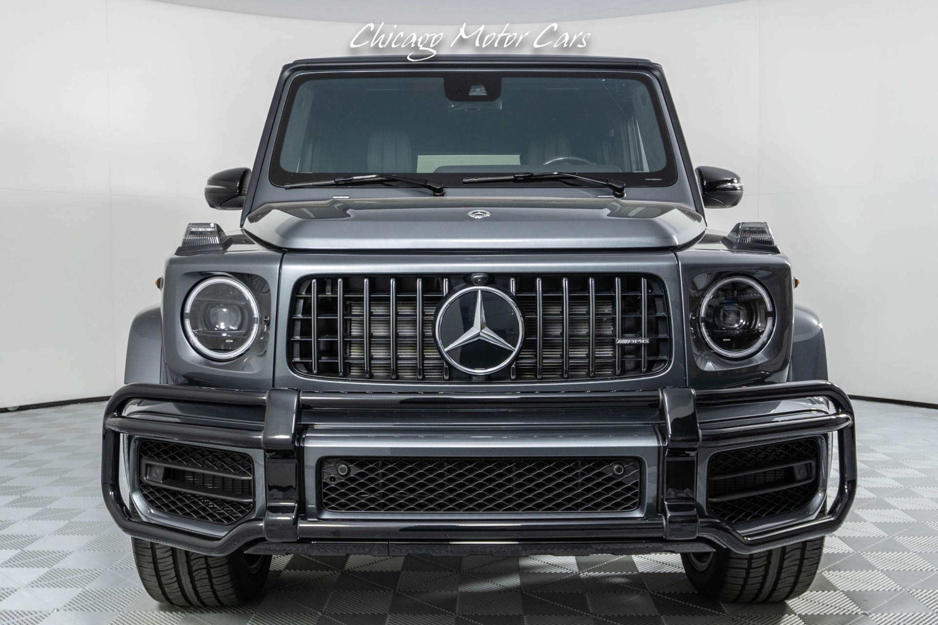 Used-2022-Mercedes-Benz-AMG-G63-Brand-New-AMG-NIGHT-PACKAGE-INTERIOR-PACKAGE-PLUS-22-Forged-AMG-Cross-Spoke