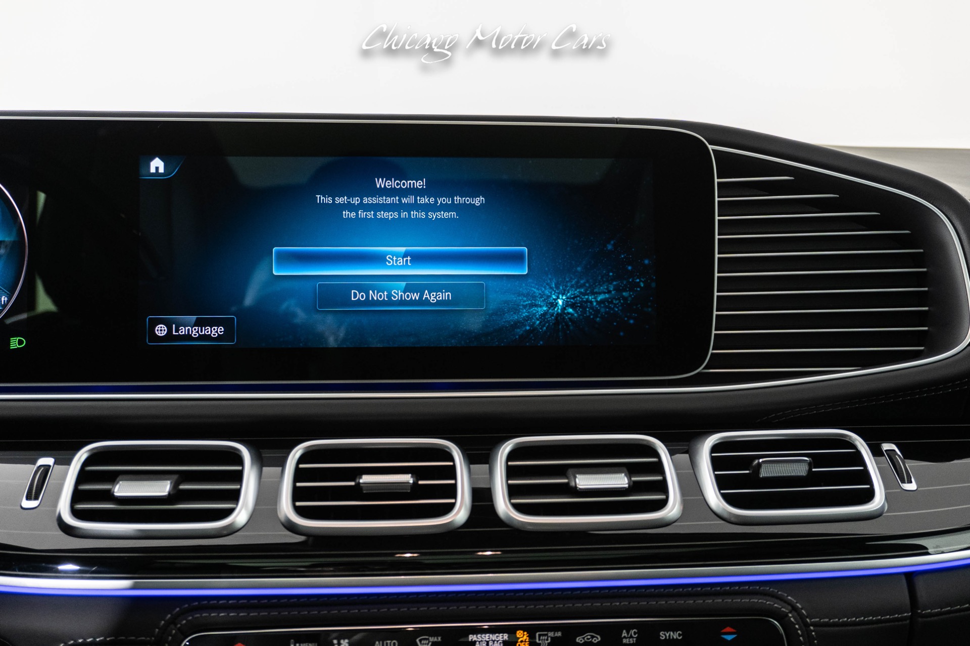 Used-2023-Mercedes-Benz-GLS-600-4MATIC-MAYBACH-REAR-FOLDING-TABLES-CHAMPAGNE-FRIDGE